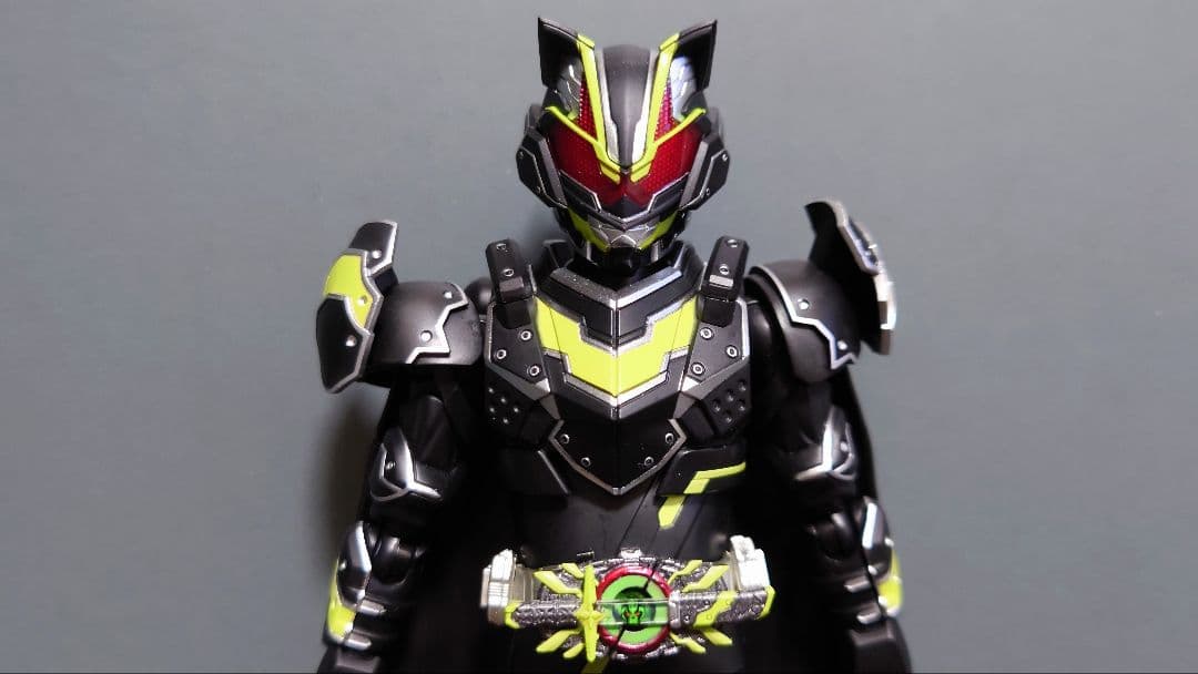 S.H.Figuarts 仮面ライダータイクーン ブジンソード (開封品) 1体