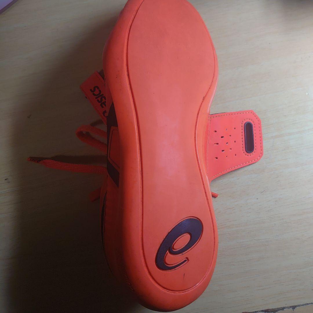 ASICS スパイクシューズ オレンジ