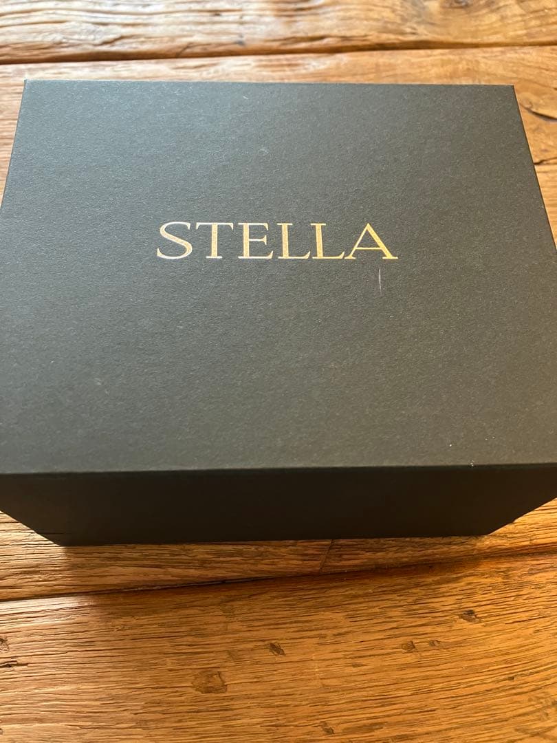 超美品　SHIMANO 22 ステラ　4000 MHG