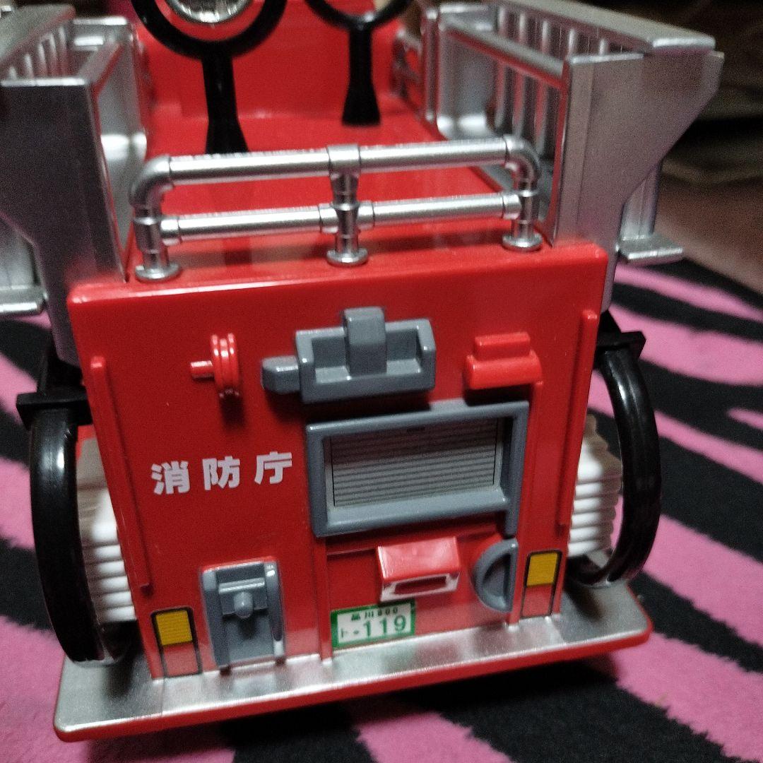 消防車 ミニカー 音と光付き