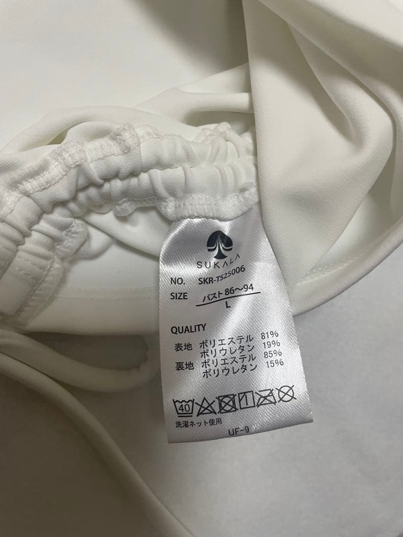 Lサイズ【SUKALA】カップ付きルーシュドサイドTee