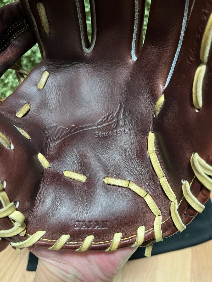 ウィルソンスタッフ デュアル 硬式内野手用 1723型 　ウォルナット