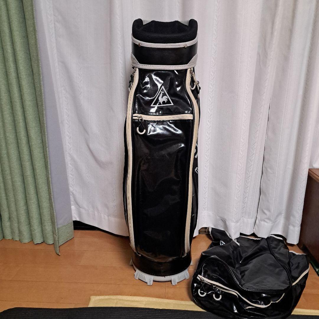 ルコックスポルティフキャディバッグ、便利な8分割、磁石式ヘッドカバー3個付き。