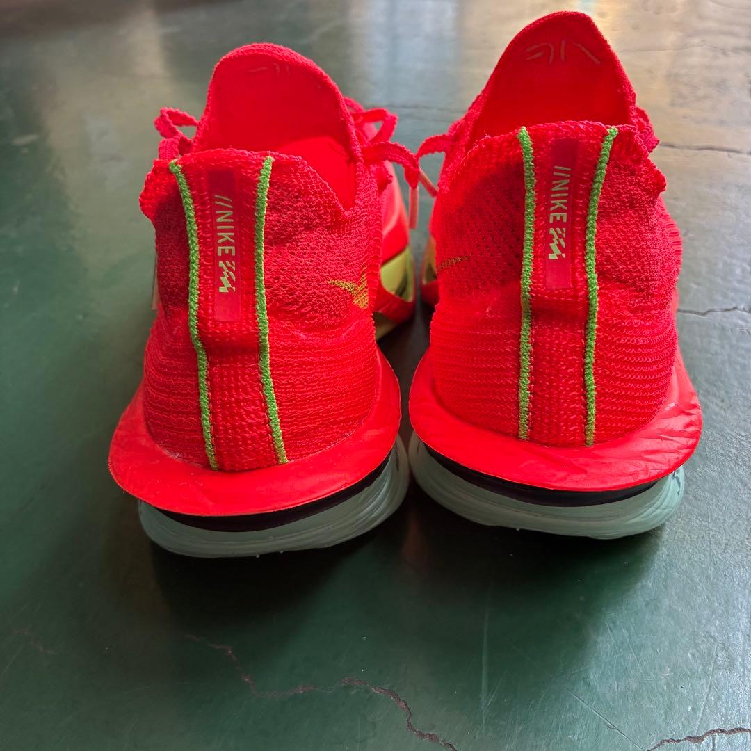 NIKE AIR ZOOM ALPHAFLY NEXT %3 アルファフライ3