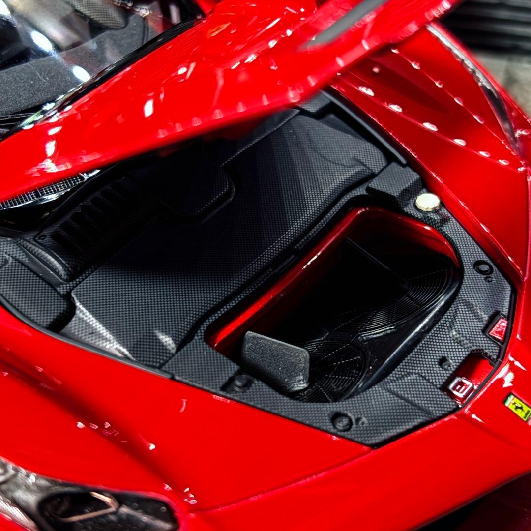 1/18 BBR フェラーリ ラ フェラーリ ロッソコルサ 322