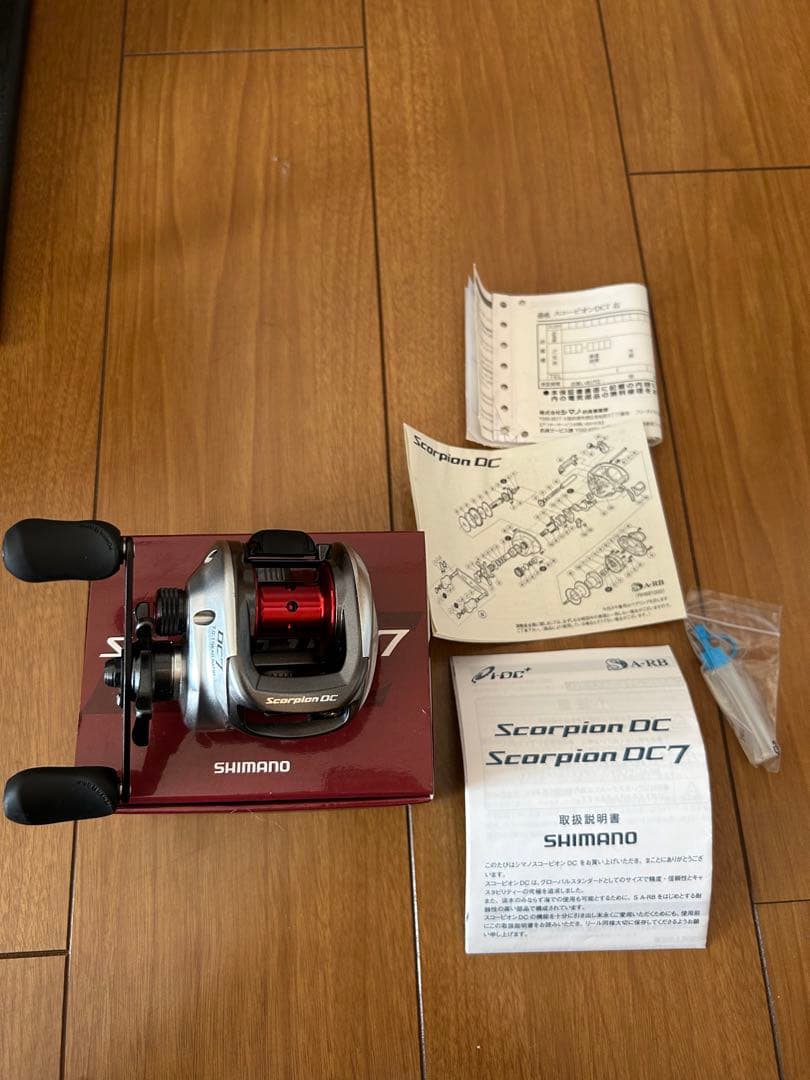 SHIMANO シマノ スコーピオンDC7 右巻き ベイトリール