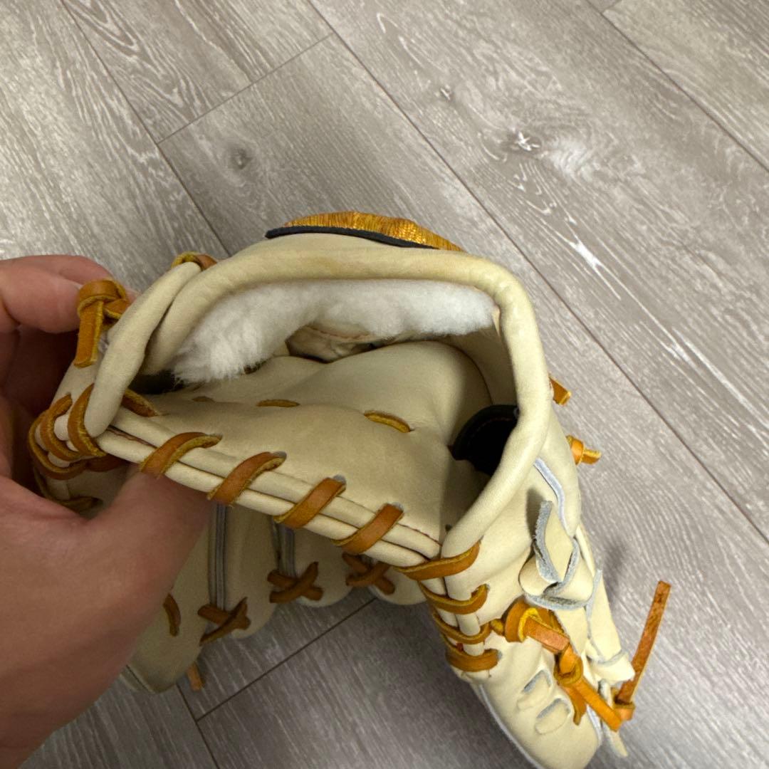 Mizuno Pro Classic 軟式グローブ クリーム色