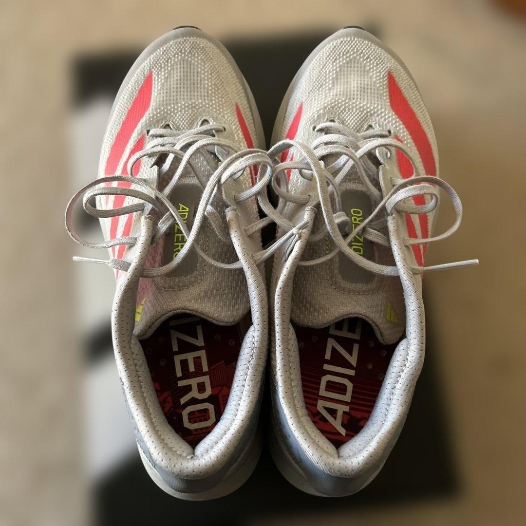 アディダス　アディゼロSL2