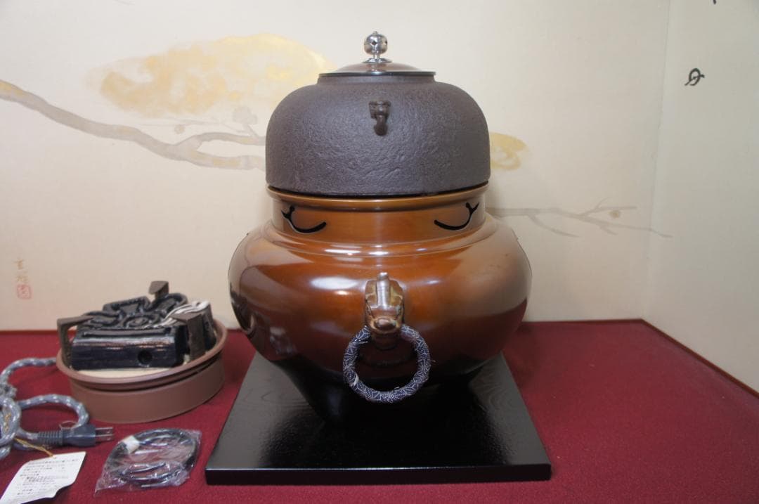 ☆美品 在銘 南鐐(銀)摘み真形釜添え 唐銅鬼面風炉 500W 電熱器送料込み