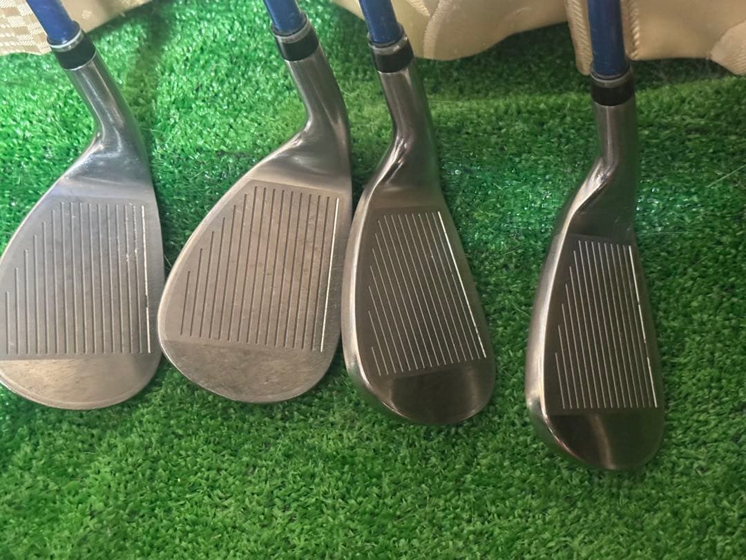 ゼクシオ テン レディース 　豪華 15点　XXIO 10 ゴルフセット バッグ