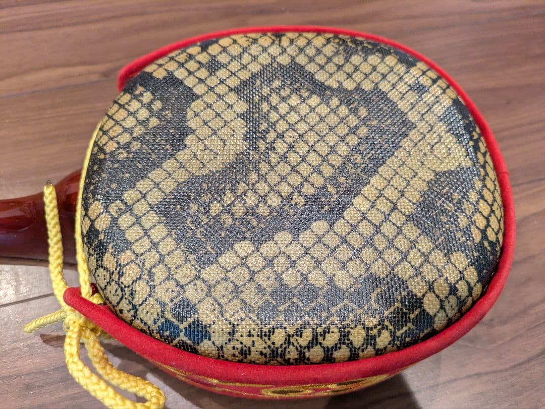 三線本体 合皮の胴部 付属品あり