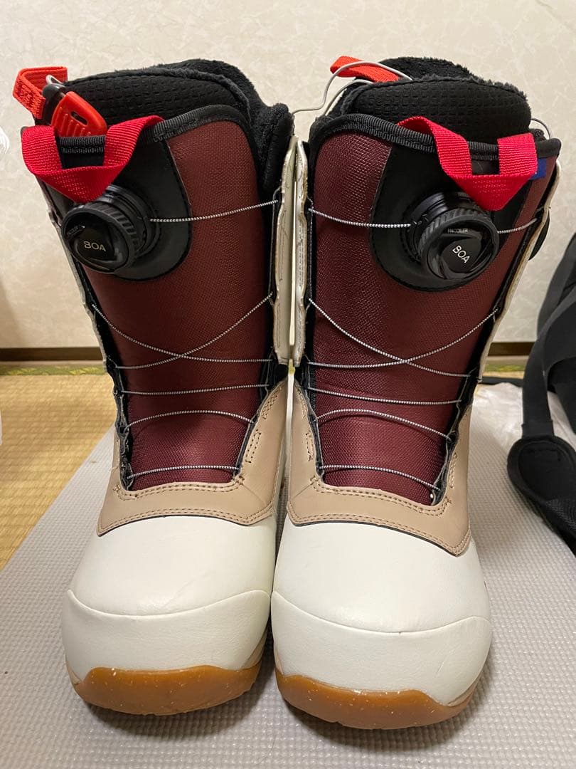 Burton BOAシステム付きスノーボードブーツ