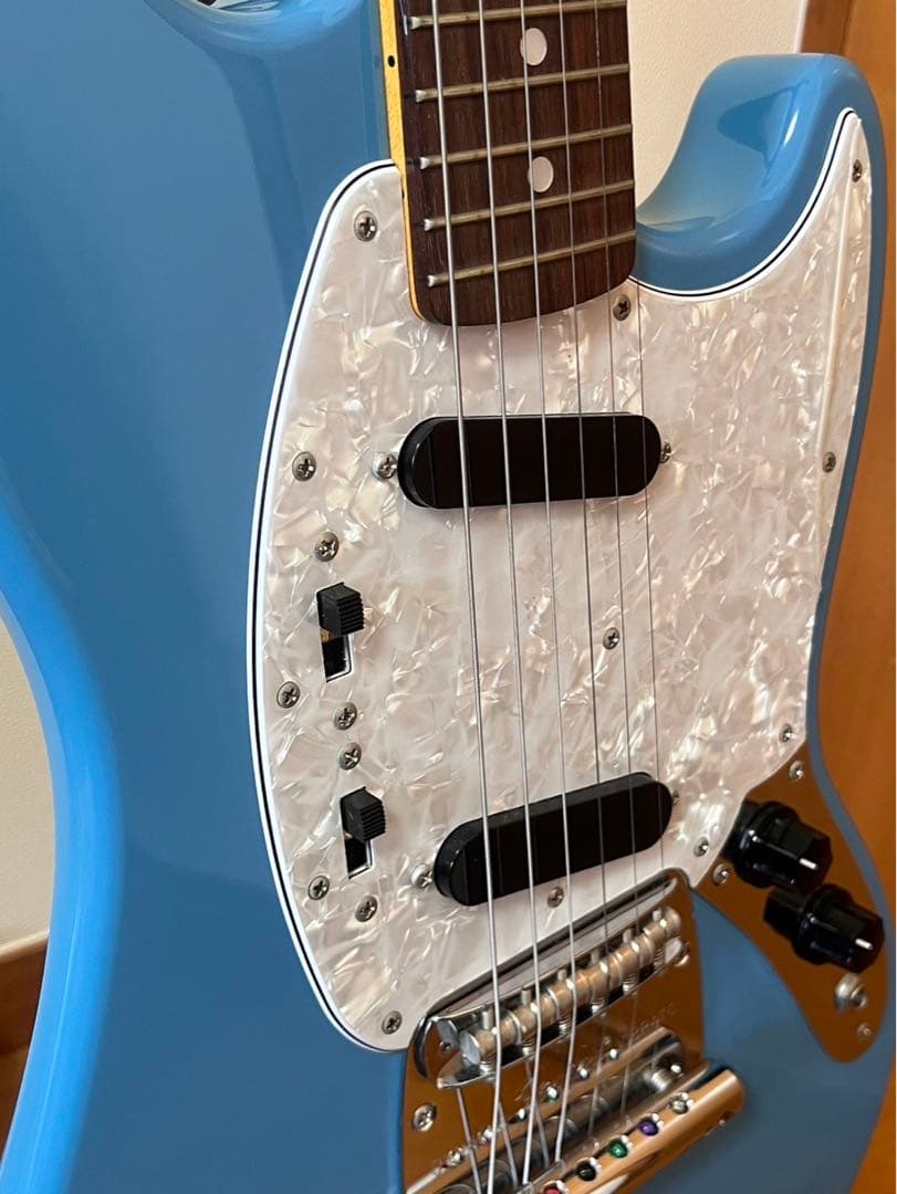 ライトブルー エレキギター