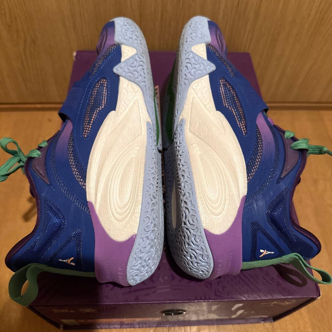 バスケットボールシューズ 紫/青/緑 ストラップ付き