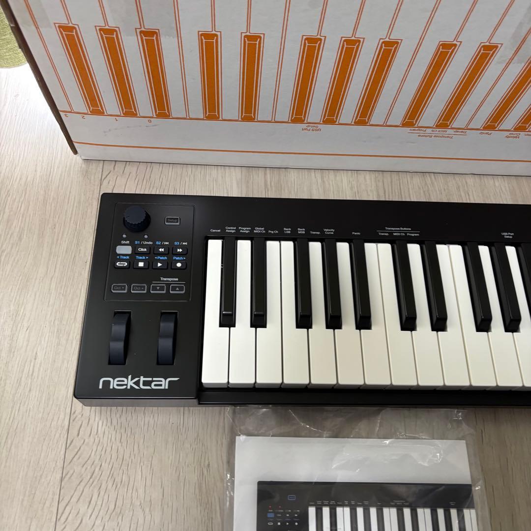 Nektar Impact GX61 MIDIキーボード