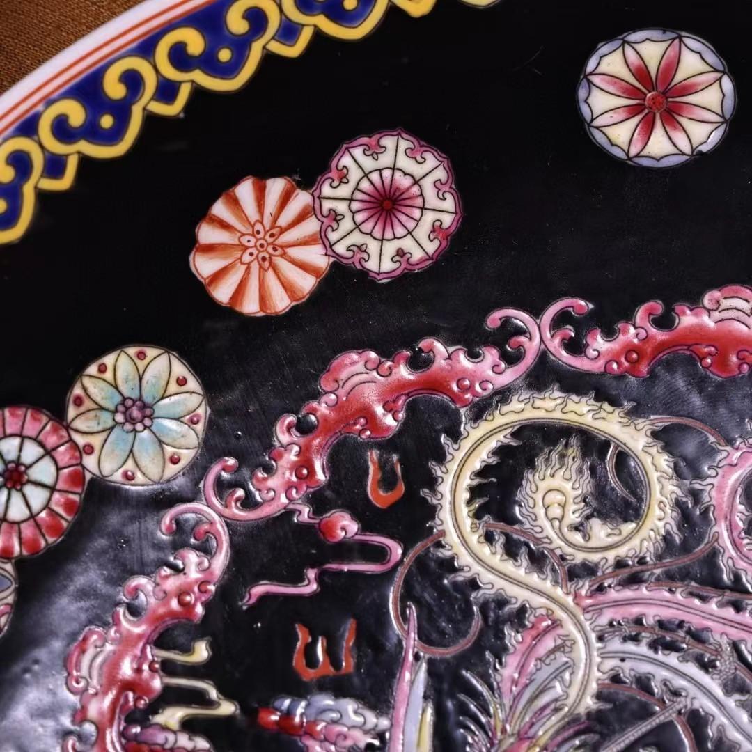 中国古美術・珍蔵粉彩・瑞獣鳳凰絵磁器の中皿・純手描き・箱付・置物・文房具・観賞皿