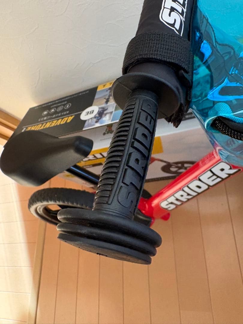 STRIDER バランスバイク 赤 レア品ポーチ.取説付き