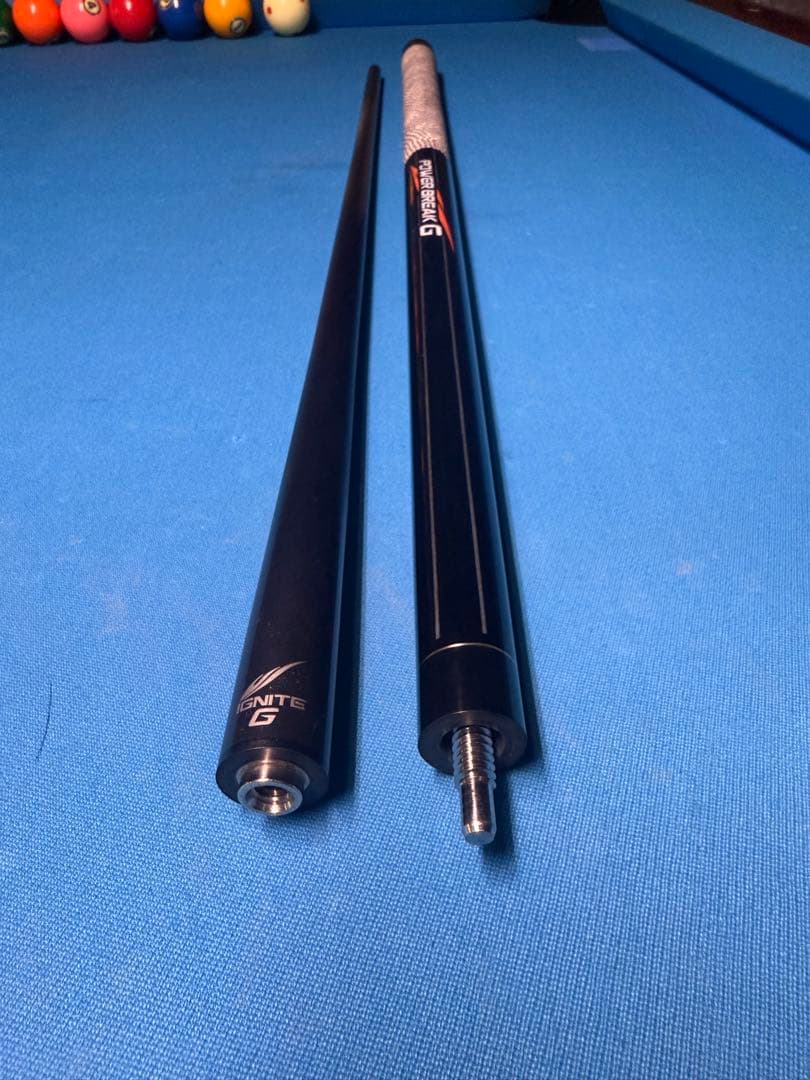 ビリヤードキュー カーボンファイバー