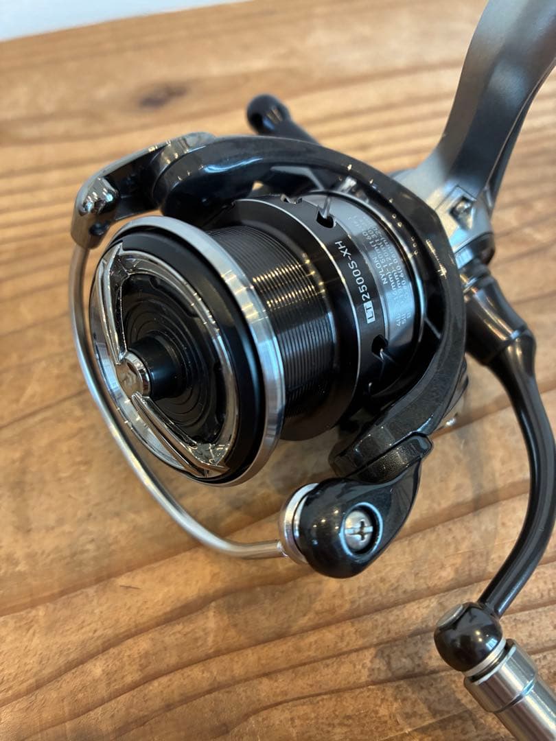 釣りざんまい ダイワ 18 カルディアLT2500S-XH カスタム