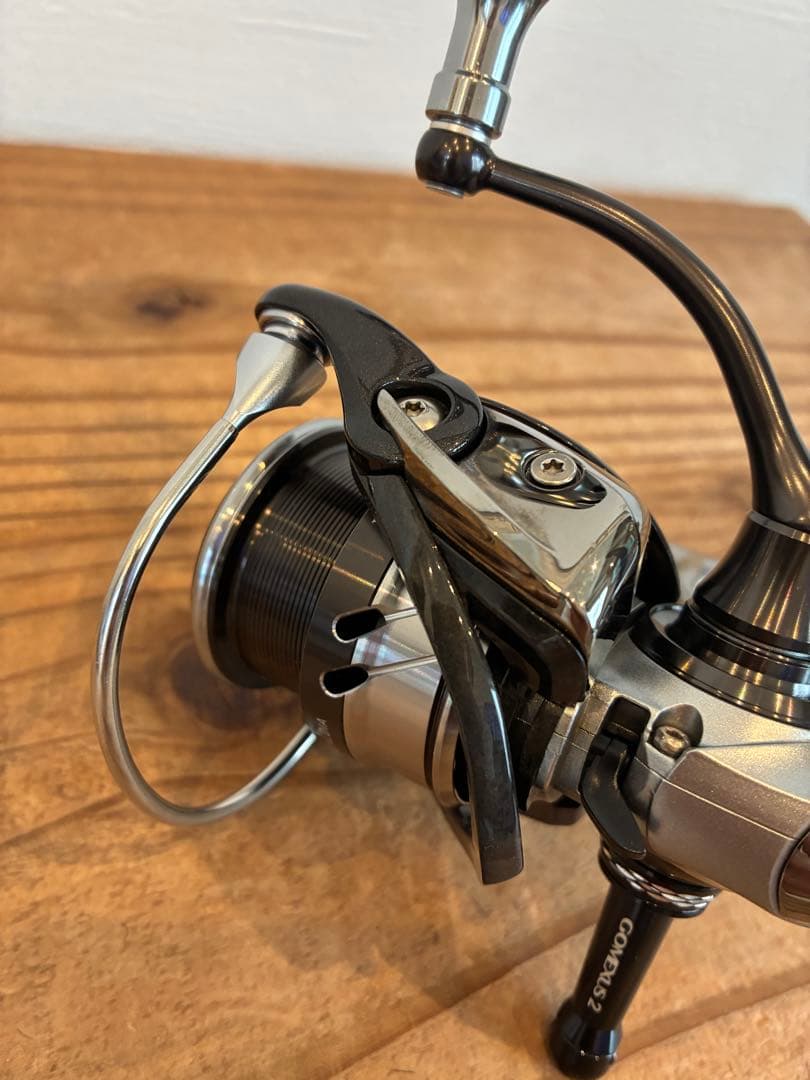 釣りざんまい ダイワ 18 カルディアLT2500S-XH カスタム