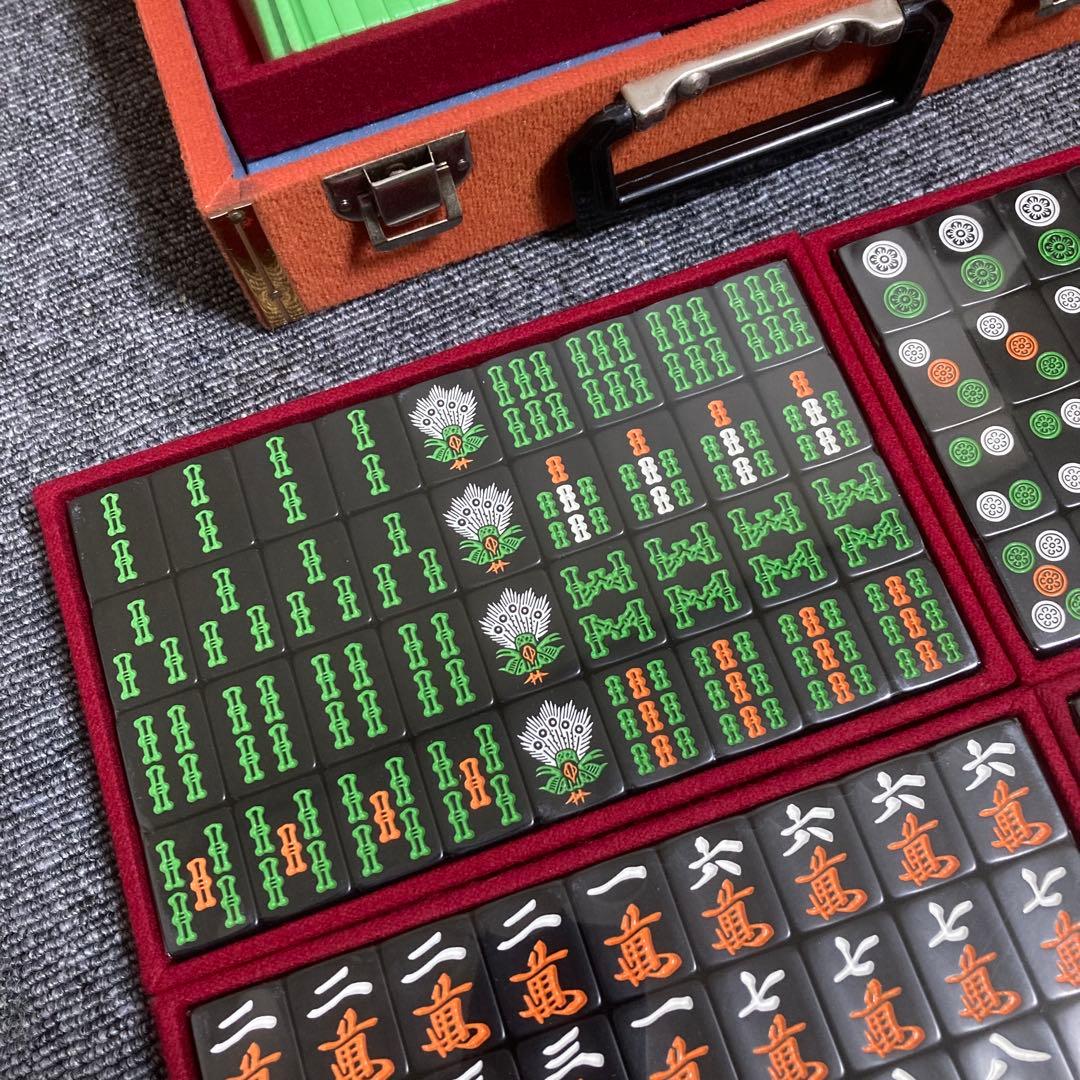 新品　麻雀牌　マツオカ　黒牌　ユリア樹脂