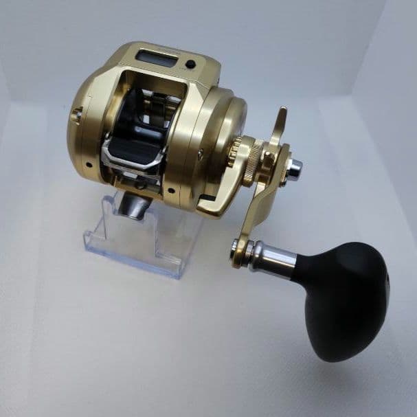 美品　シマノ　オシアコンクエストCT300HG（右巻き）