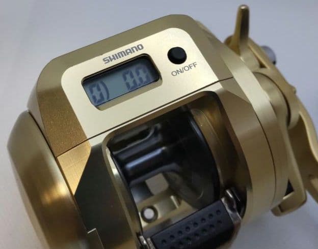 美品　シマノ　オシアコンクエストCT300HG（右巻き）