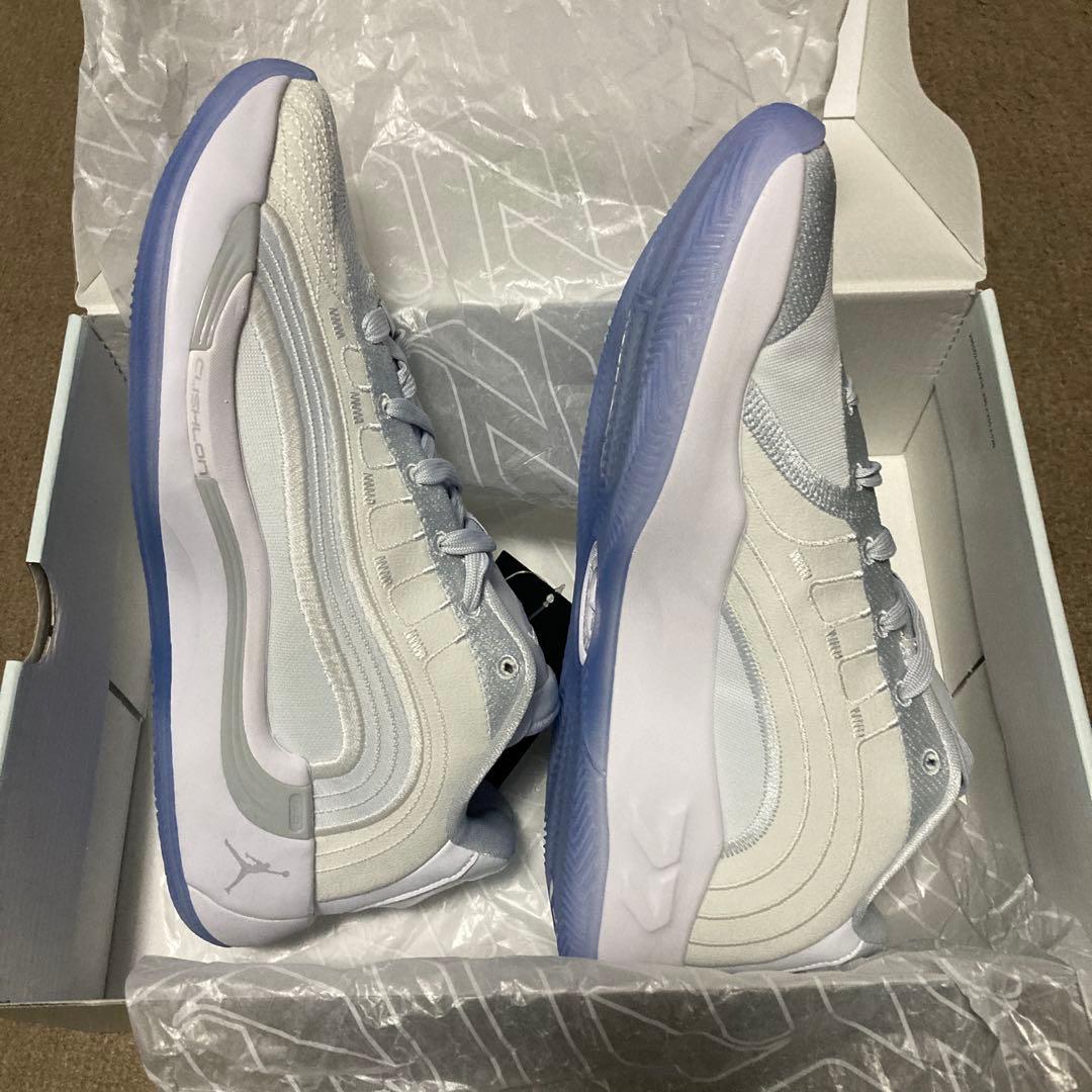 【未使用品】JORDAN LUKA4 ルカ4 PF II4370-100