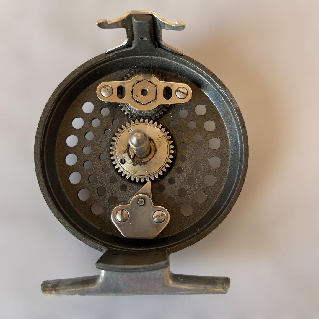 オービス バテンキル ディスク 7/8 替えスプール付き 中古フライリール