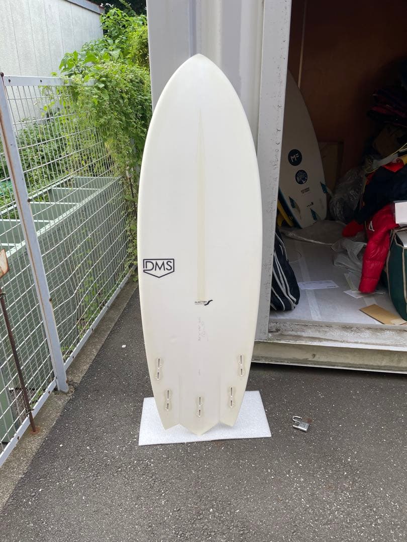 DMS ガーキン　ホワイトカーボンラップ