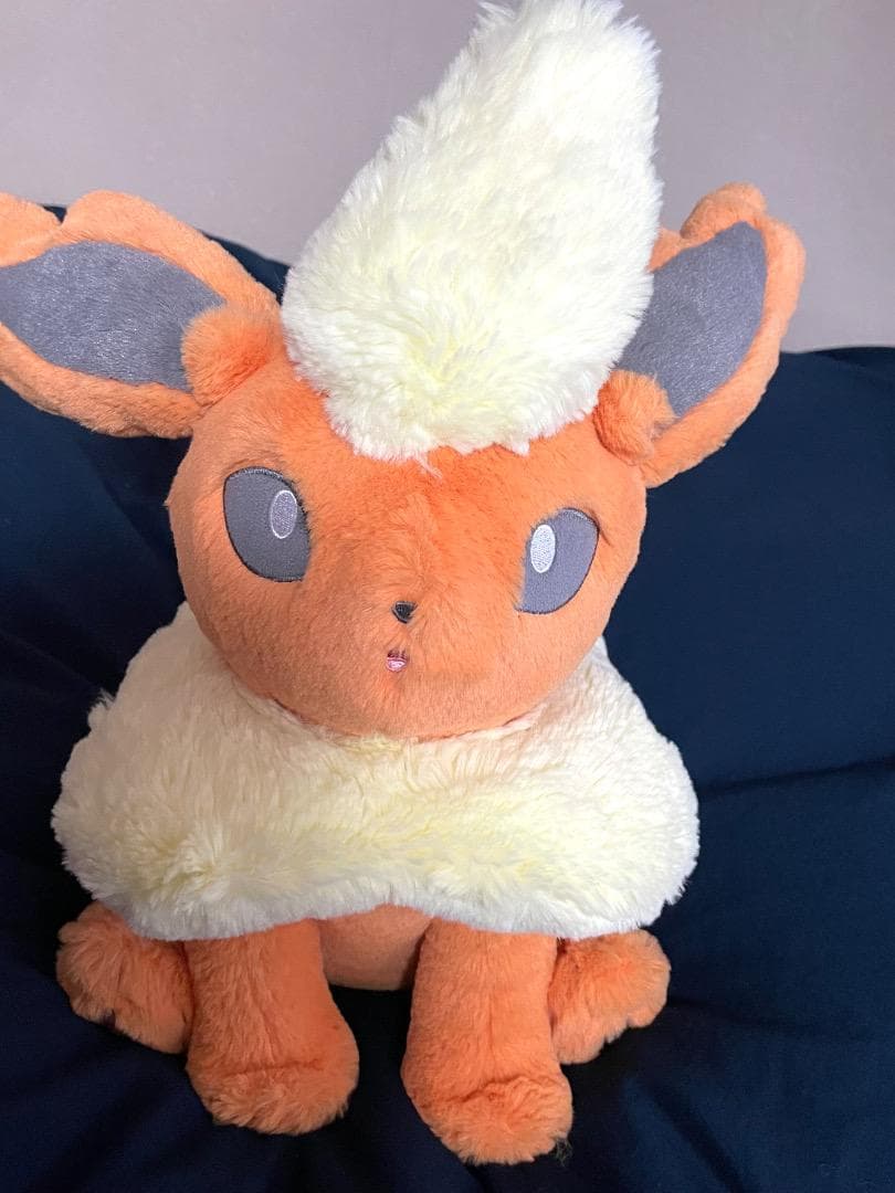 ポケモンセンターオリジナル ふわふわ抱きぬいぐるみ ブースター