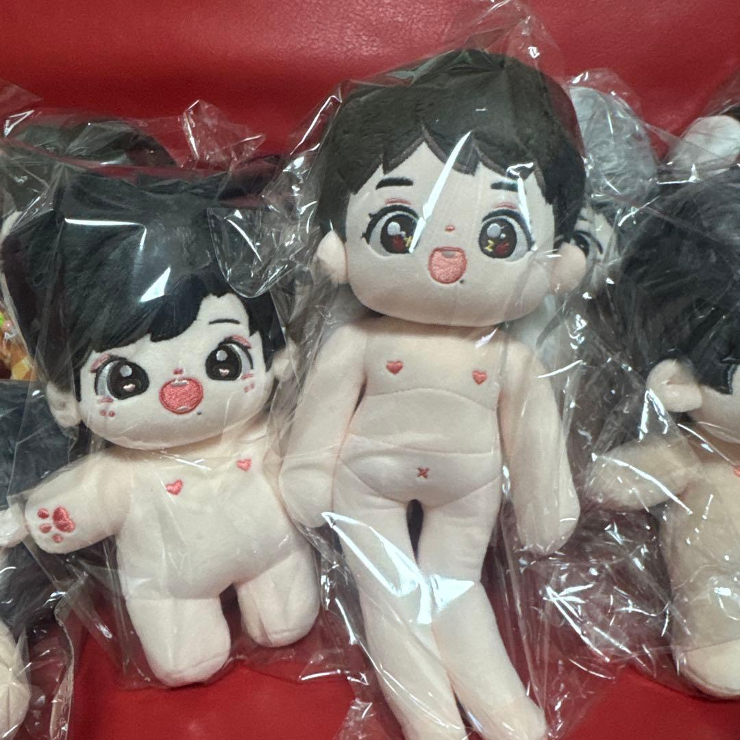 王一博ぬいぐるみ 肖战ぬいぐるみ