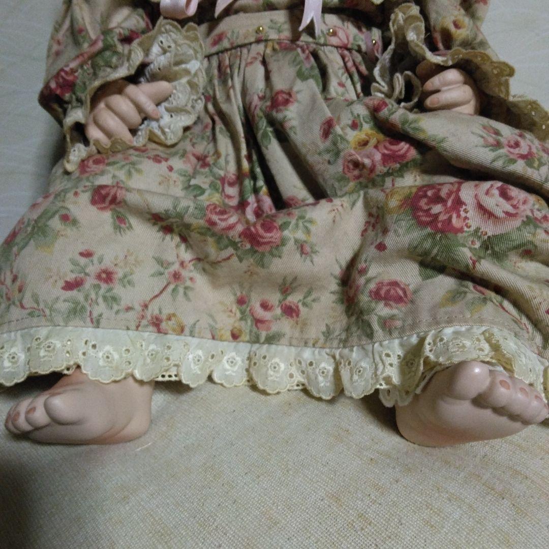 花柄ドレスの女の子リアルな人形 約60cm