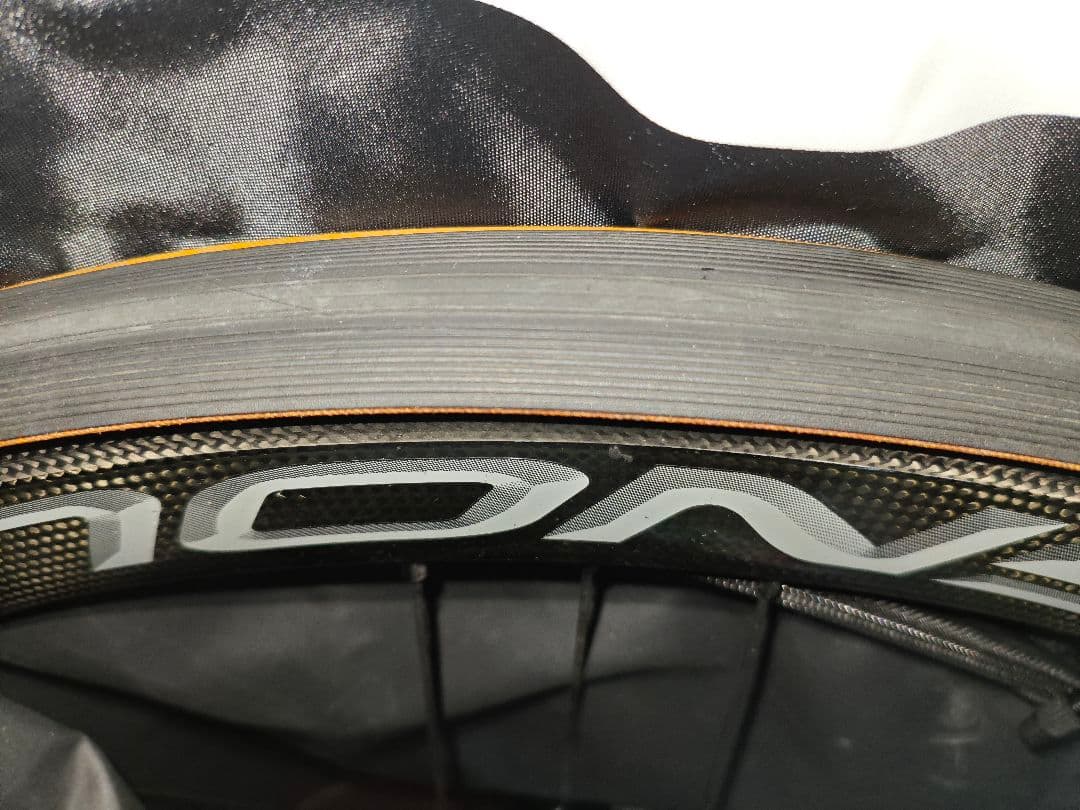 登坂車線様用CAMPAGNOLO BORA ULTRA50 ダークラベル