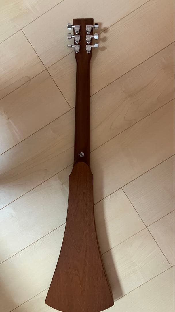 Martin The Backpacker ギター