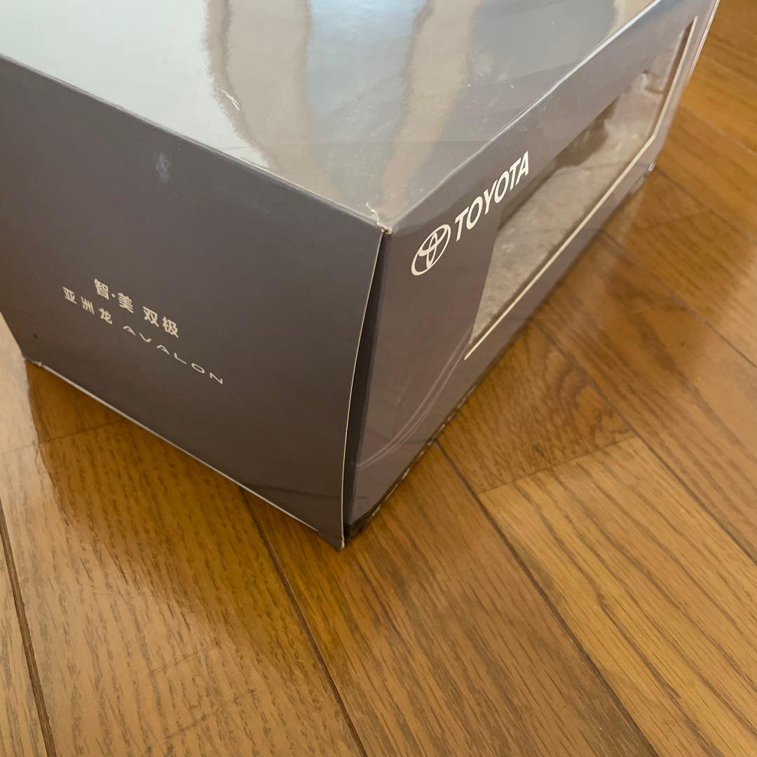 Paudi model 1/18 2018年モデルトヨタ アバロン 黒