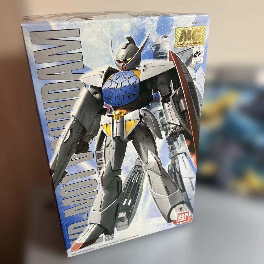 バンダイ MG 1／100 ターンエーガンダム　/ HGヤクトドーガ