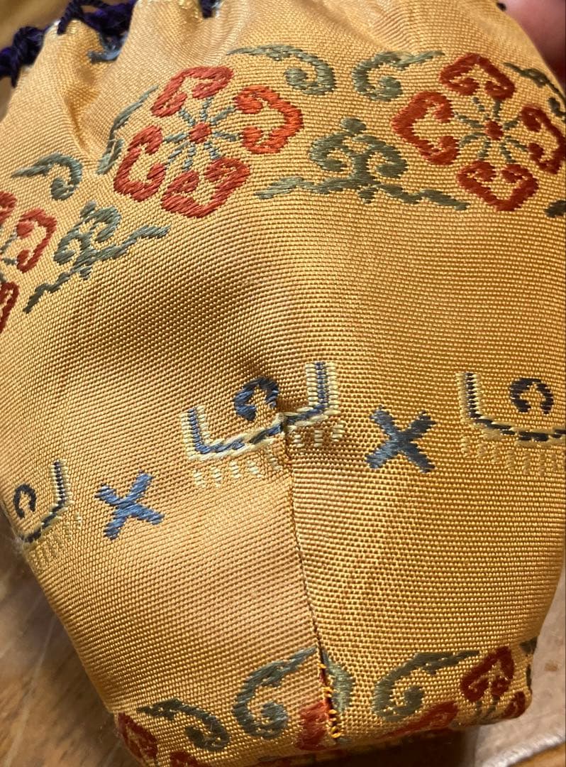 【茶道具】茶入れ（肩つき）と仕覆（古代名物裂 加比丹段花紋）