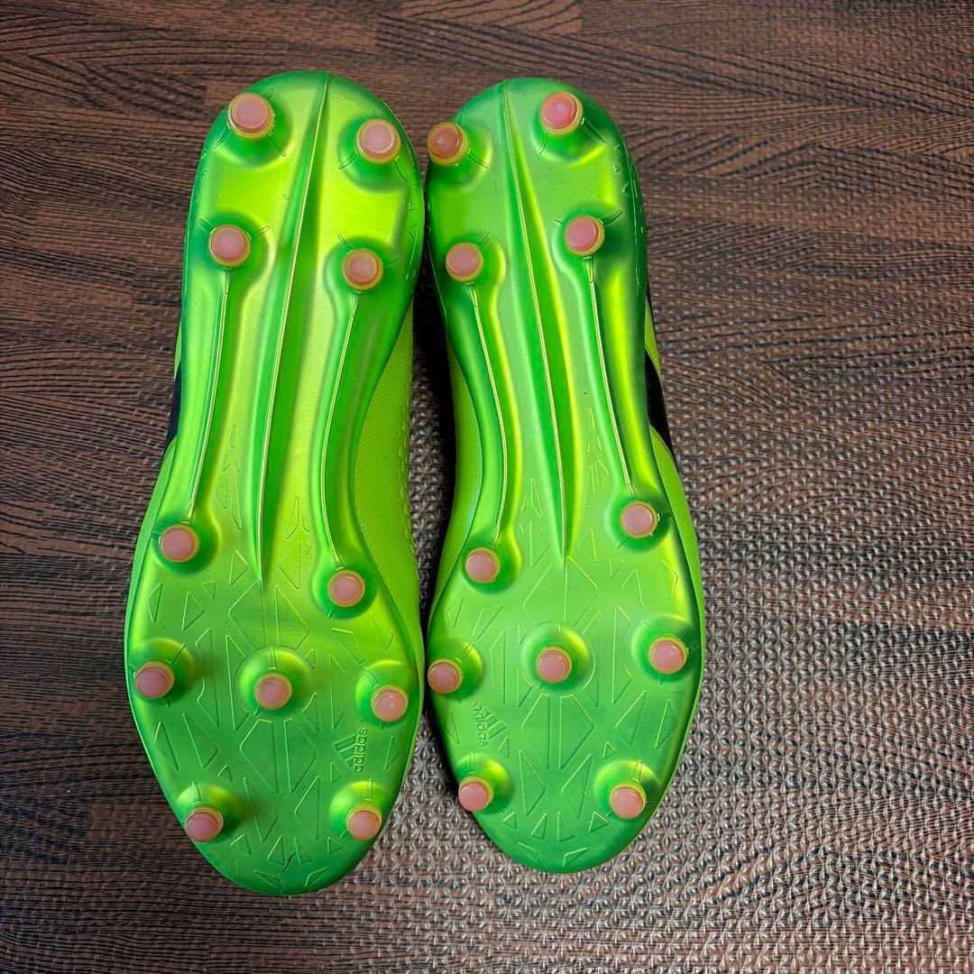 adidas サッカーシューズ スパイク グリーン