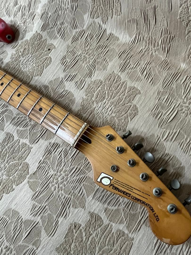 フェルナンデス ストラトモデル