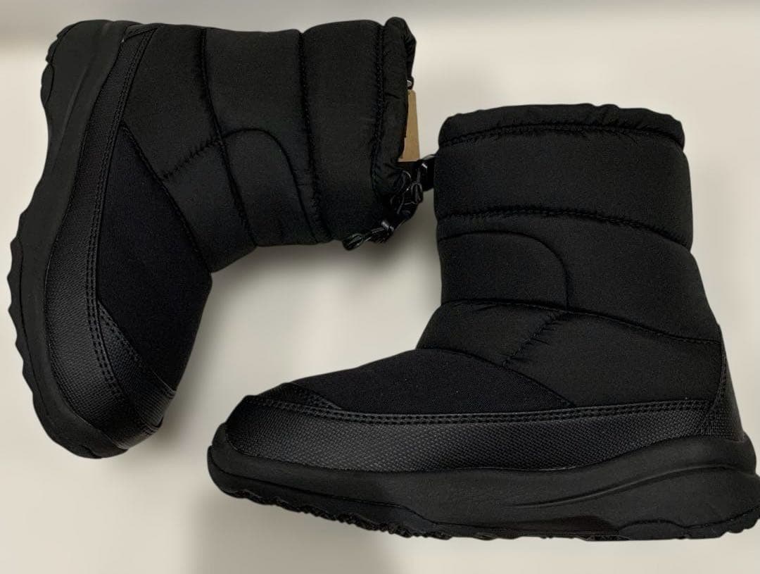 新品未使用品　 NORTH FACE スノーブーツ 22.0 cm ブラック