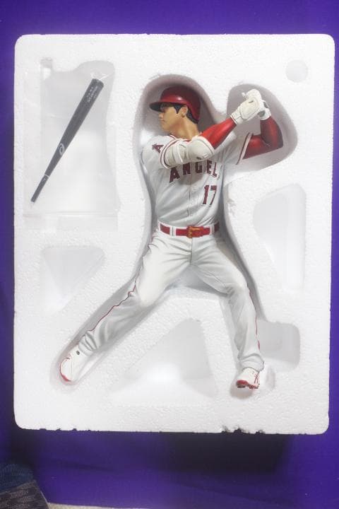 「打」 大谷翔平プレミアムフィギュア １体 （打者のみ）中古品・難有り