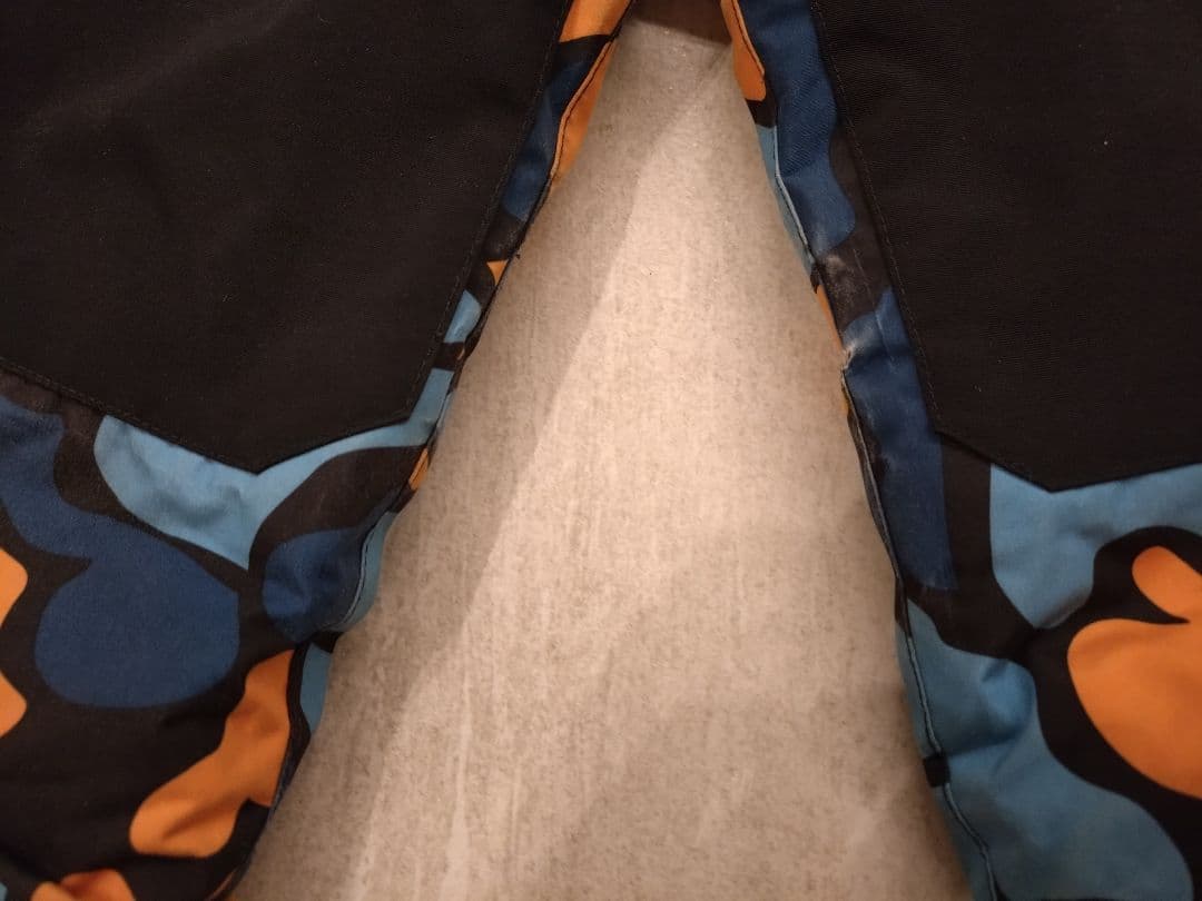 BURTON スノーボードウェア 子ども用　上下セット　3T