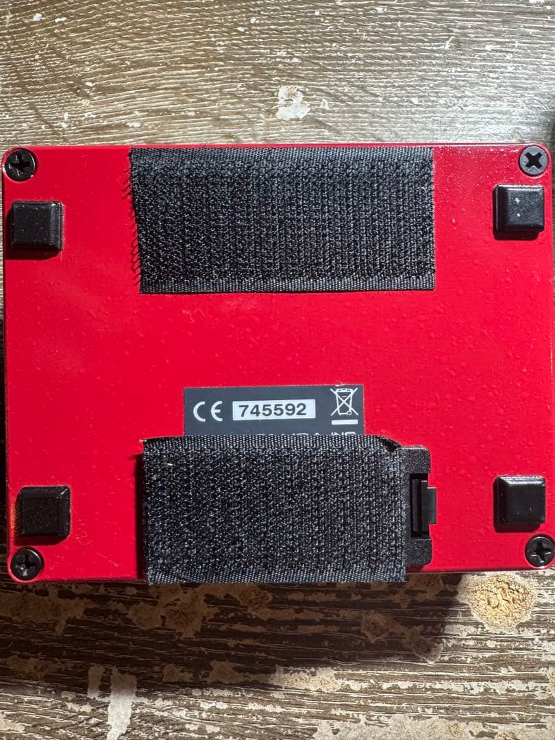 SansAmp BASS D DI 限定色