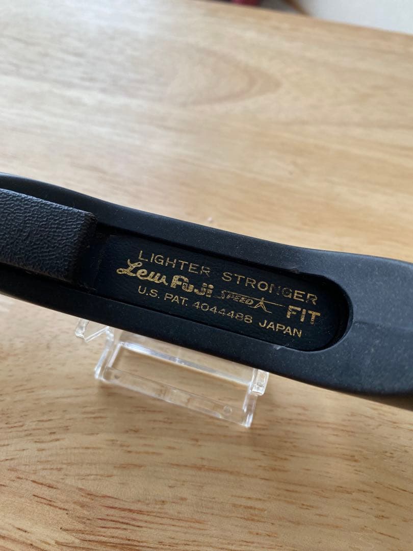 フジ　グリップ美品