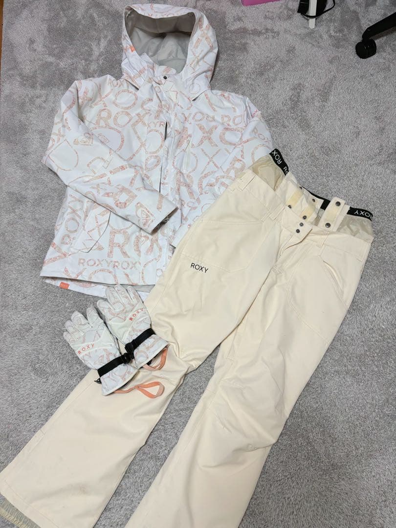 【ミニ☺︎ 】ROXY スノボウェア　上下セット　レディース