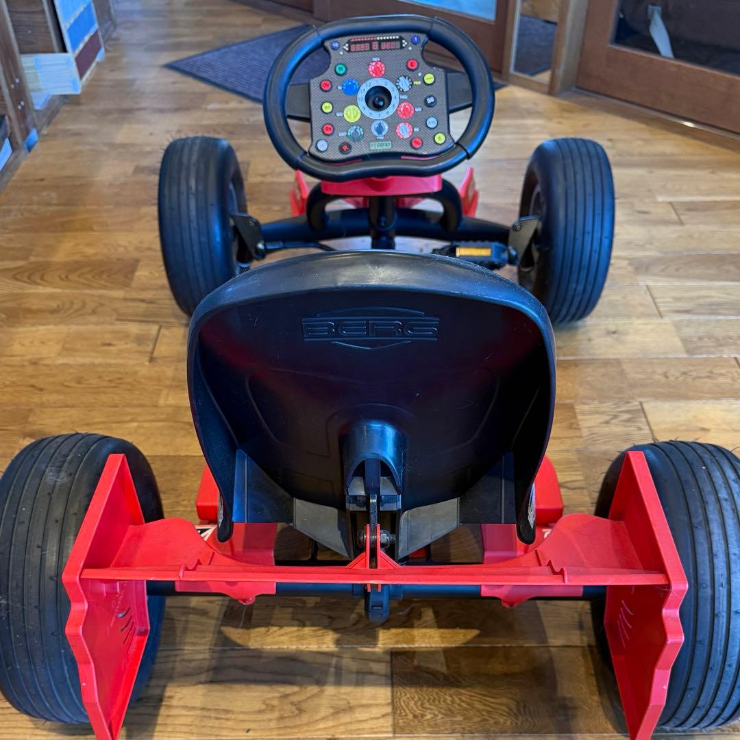 Ferarri F1　フェラーリ公認　ペダルカー　ベルク社製 フェラーリ公式