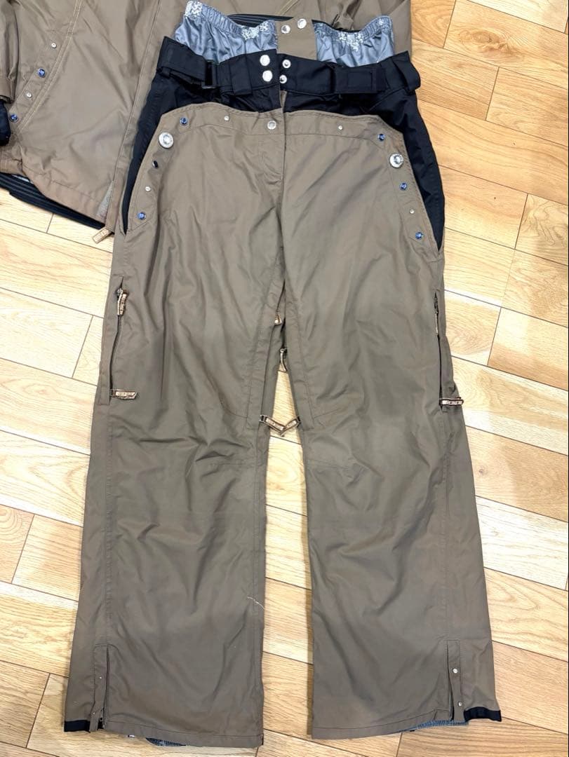 セール中‼️スノーボードウェアセット☆レディースL カーキ　スノボ　スキー☆
