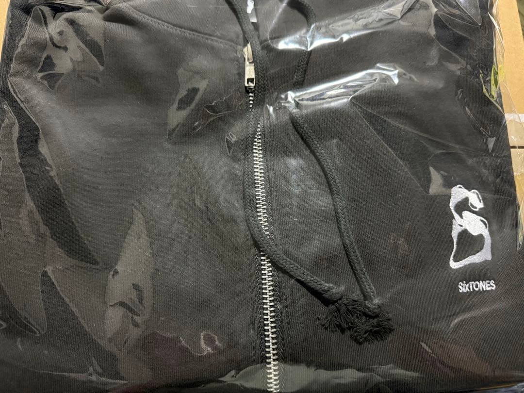 SixTONES MILE SixTONES パーカー