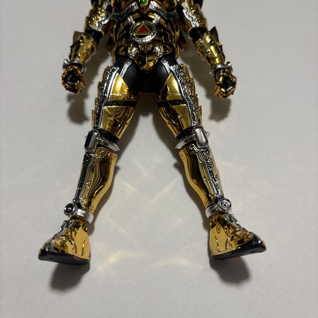 T*N様 黄金騎士牙狼　真骨彫　雷牙